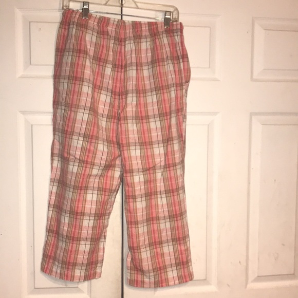 Women’s Plaid Seersucker Capris - Picture 5 of 7